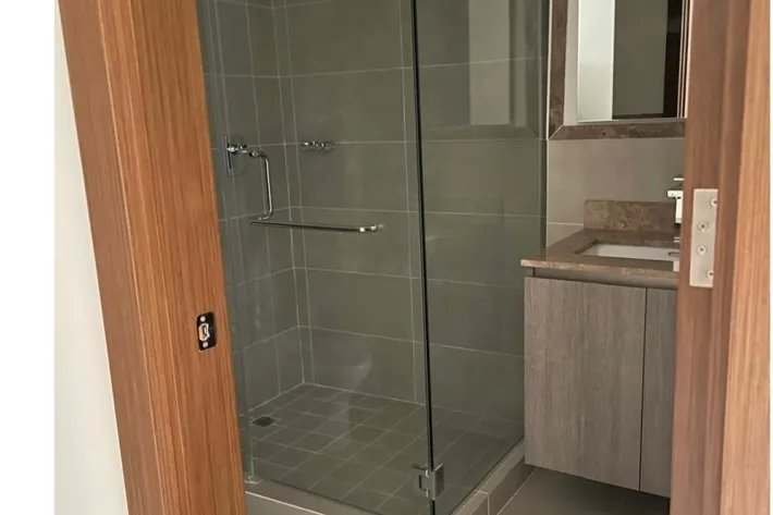 Venta de apartamento en The Reserve Pinnacle, Santa María