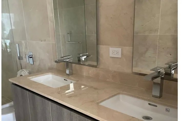 Venta de apartamento en The Reserve Pinnacle, Santa María