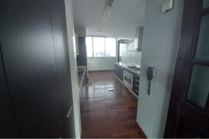 Venta de apartamento reposeído en PH The Forum, El Cangrejo