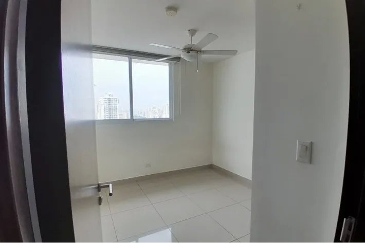 Venta de apartamento reposeído en Hato Pintado, Pueblo Nuevo, Panamá