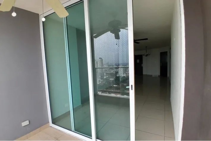 Venta de apartamento reposeído en Hato Pintado, Pueblo Nuevo, Panamá