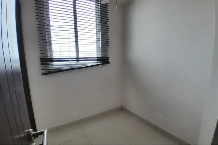 Venta de apartamento reposeído en Hato Pintado, Pueblo Nuevo, Panamá
