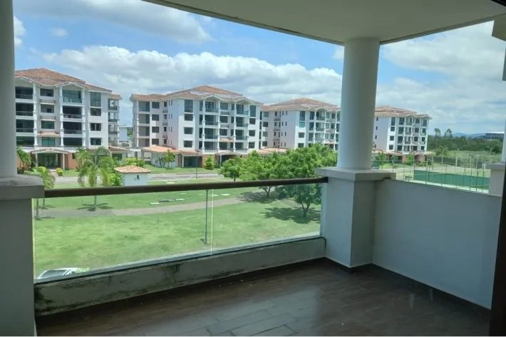 Venta de apartamento en PH Costamare, Panamá