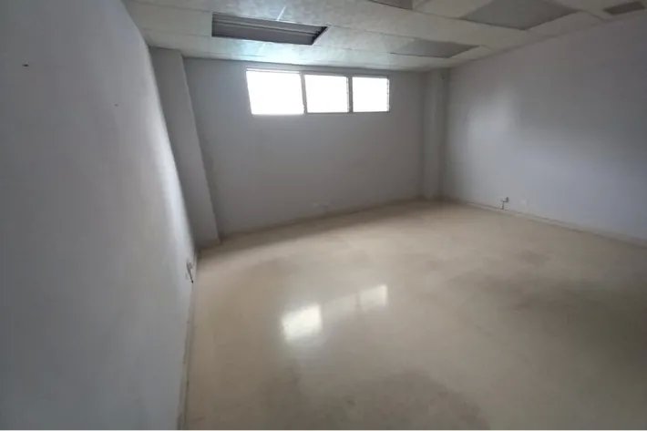 Venta de oficina reposeída en PH Donando, Bella Vista