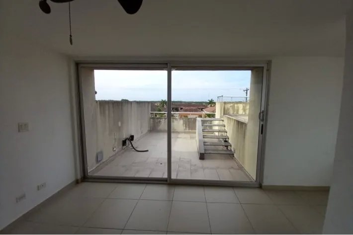 Venta de casa reposeída en PH Costa Sur Village, Panamá