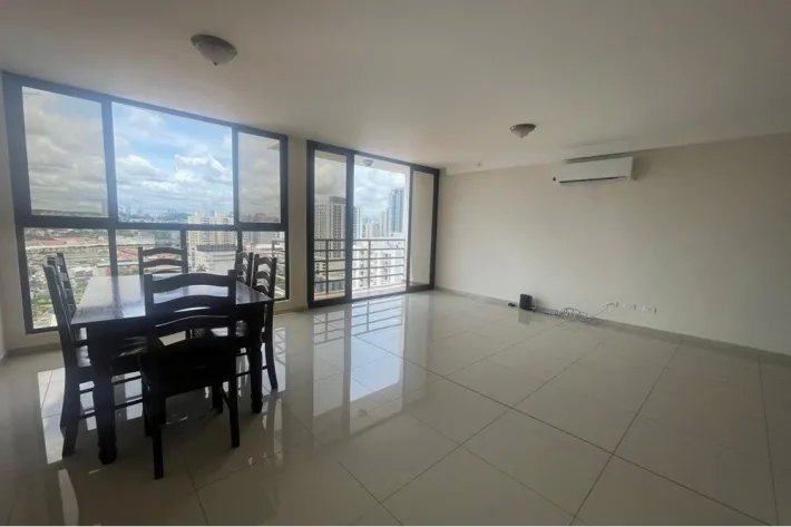 Apartment for rent in Vía España