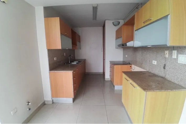 Venta de apartamento reposeído en San Francisco, Panamá