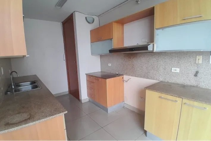 Venta de apartamento reposeído en San Francisco, Panamá