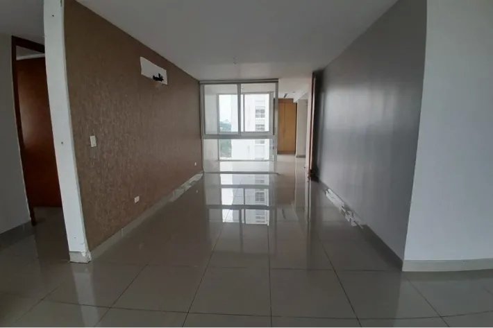 Venta de apartamento reposeído en San Francisco, Panamá
