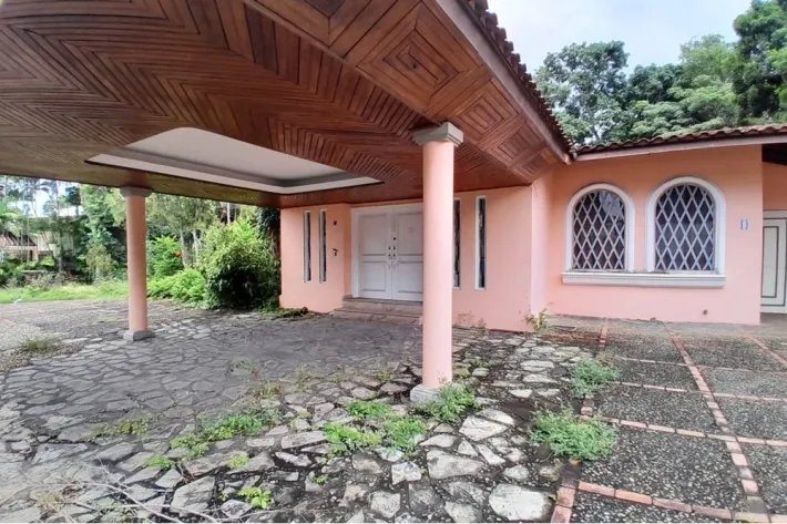 Venta de casa reposeída en Altos del Golf, San Francisco, Panamá