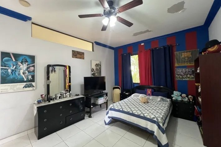 House for sale in Los Angeles, Betania