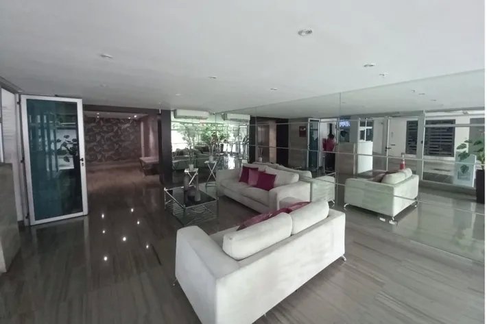 Venta de apartamento reposeído en El Cangrejo, Panamá