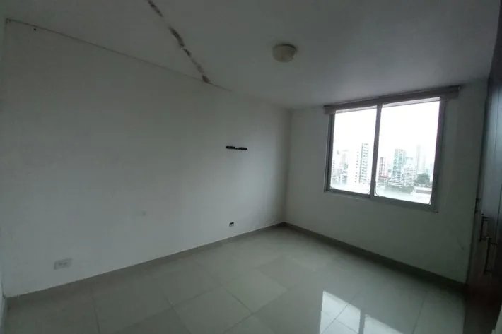 Venta de apartamento reposeído en El Cangrejo, Panamá