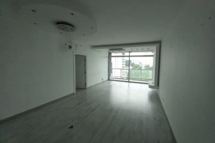 Venta de apartamento reposeído en El Cangrejo, Panamá
