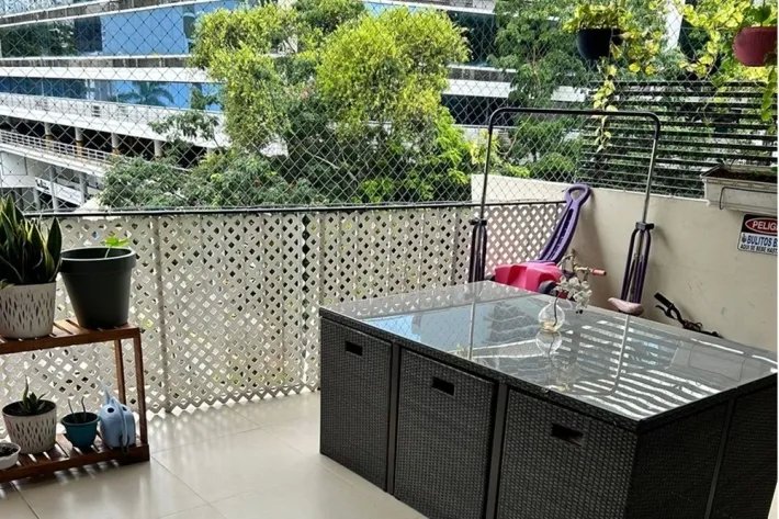 Venta de apartamento full remodelado en Obarrio