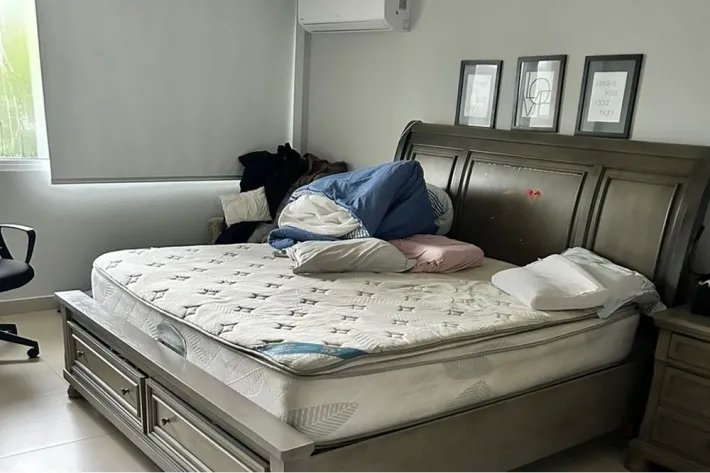 fully renovated apartment in Obarrio.