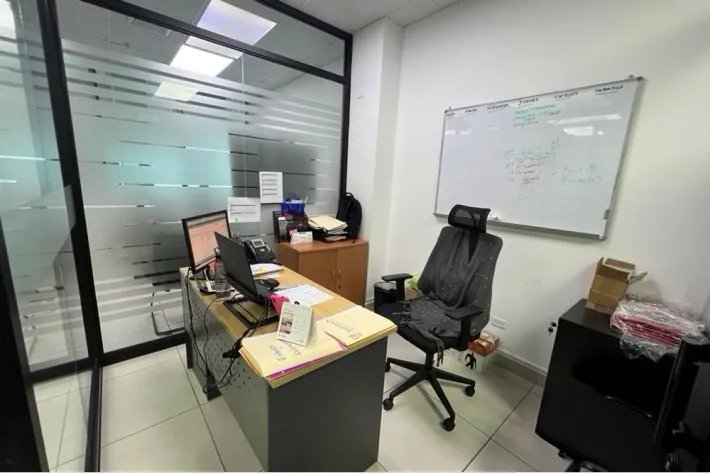 Se alquila oficina en Vía Transístmica