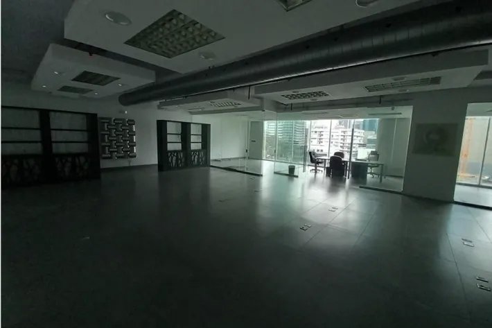 Repossessed office for sale in PH Office One, Obarrio
