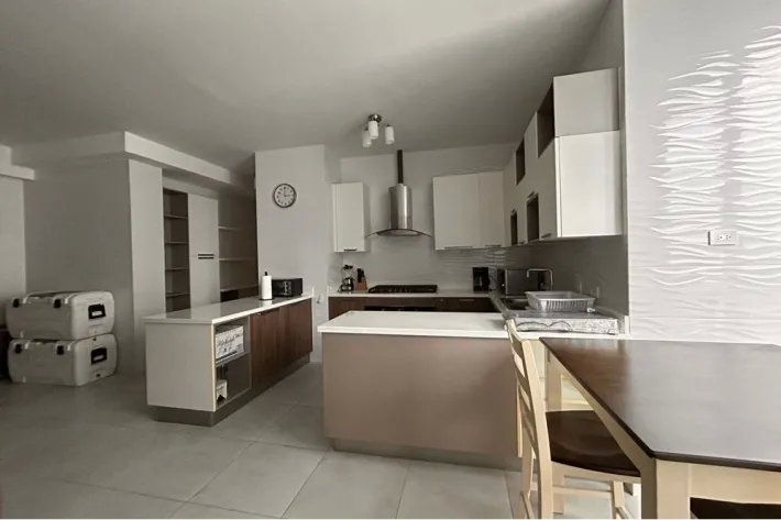 Alquiler de apartamento amoblado en PH Regalia, Costa del Este, Panamá
