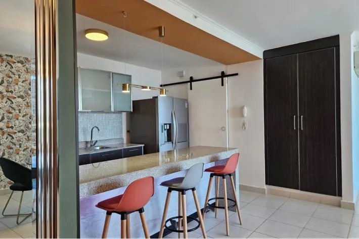 Venta de apartamento amoblado en PH Miró, El Cangrejo