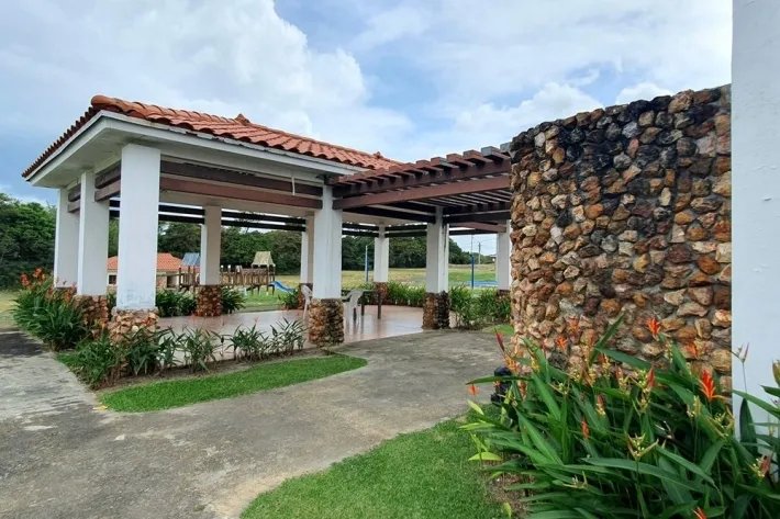 Se vende casa campestre en San Carlos, Panamá Oeste