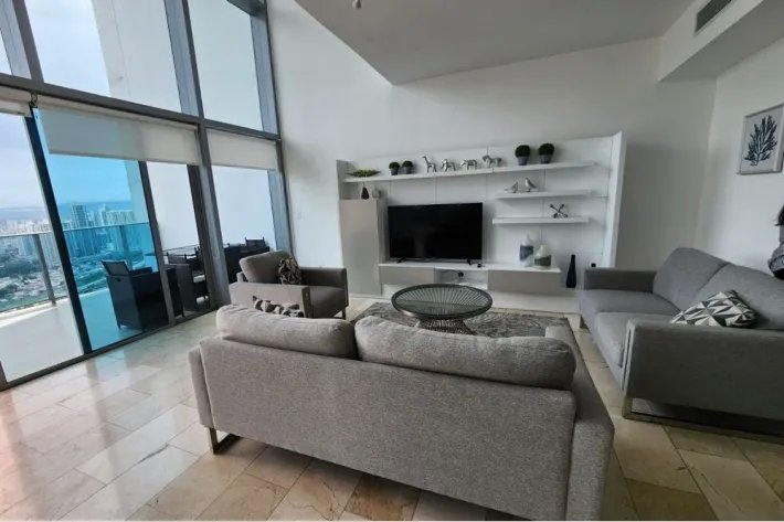 Apartamento en alquiler en Punta Pacífica, Panamá