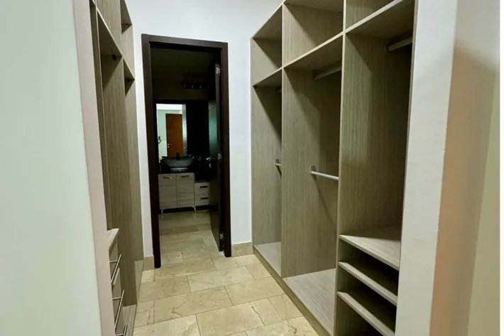 Apartment for rent in Punta Pacífica, Panama