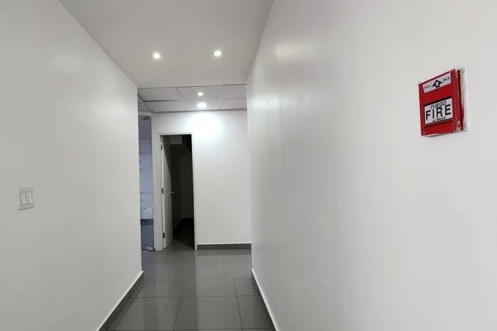 Alquiler de oficina vacía en PH Torre Aseguradora Ancón, Costa del Est...