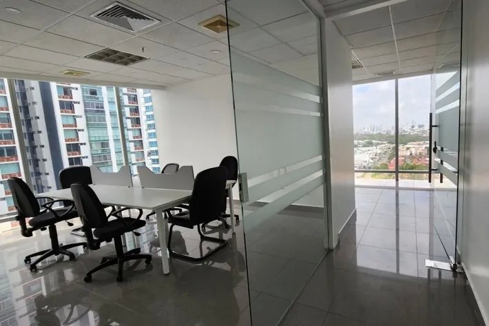 Office for rent in PH Torre Aseguradora Ancón, Costa del Este.