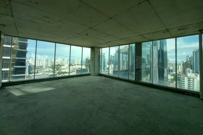 Repossessed offices for sale in Obarrio, Panama