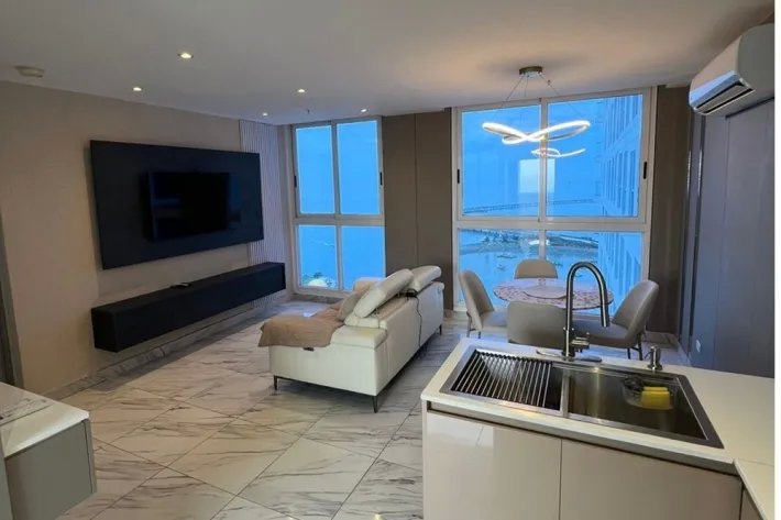 Alquiler de apartamento en Avenida Balboa, Panamá