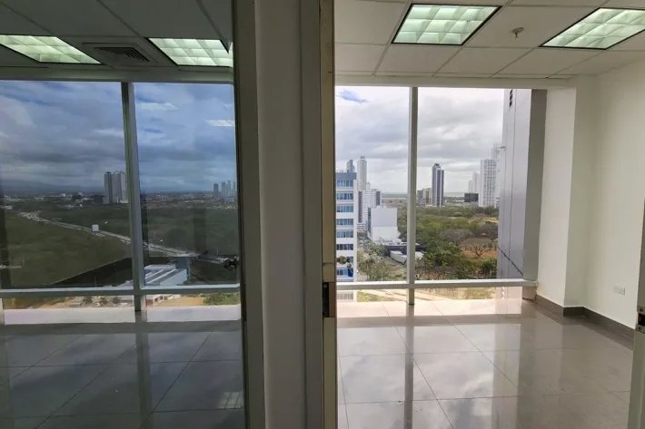 Office for rent in PH Torre Aseguradora Ancon, Costa del Este