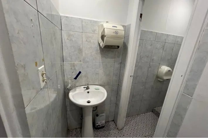 Venta de oficina en Avenida Federico Boyd, Bella Vista