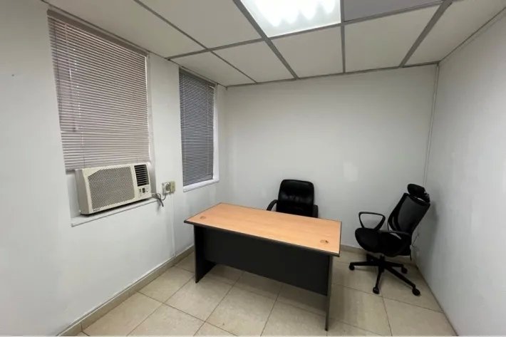 Venta de oficina en Avenida Federico Boyd, Bella Vista