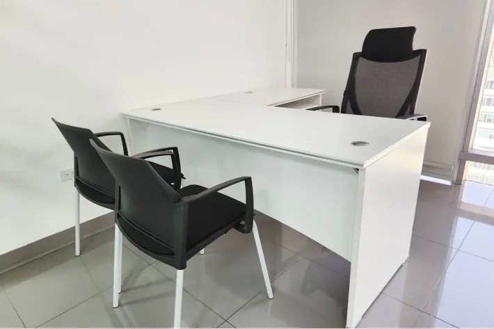 Alquiler de oficina vacía en PH Torre Aseguradora Ancón, Costa del Est...