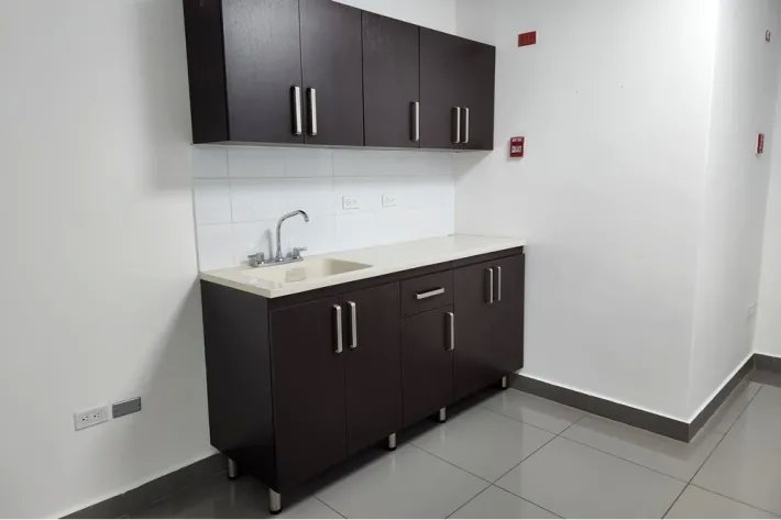 Empty office for rent in PH Torre Aseguradora Ancón, Costa del Este