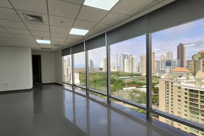 Alquiler de oficina en PH Torre Aseguradora Ancón, Costa del Este