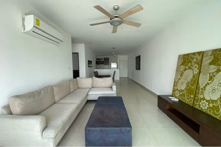 Furnished apartment for sale in Paitilla, Panama City