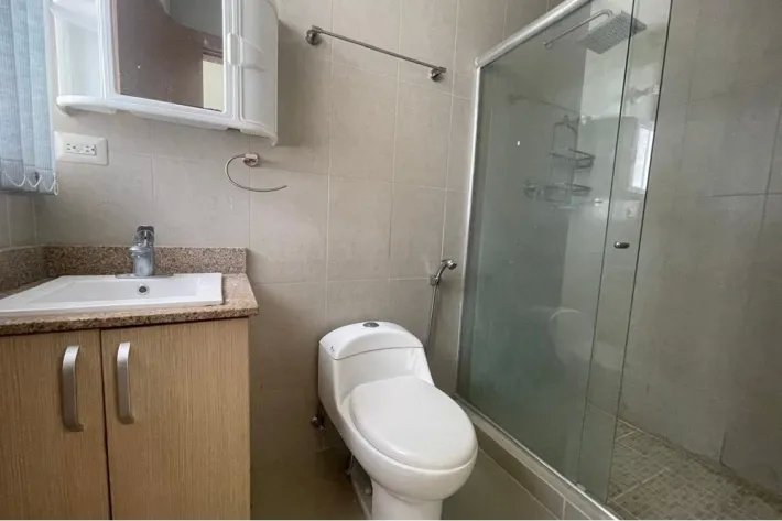 Apartment for sale in Condado del Rey, Betania