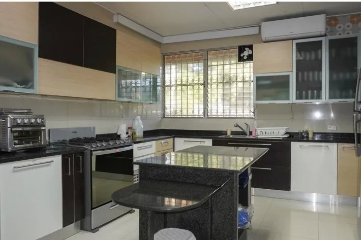 Se vende casa de playa en Santa Clara, Coclé