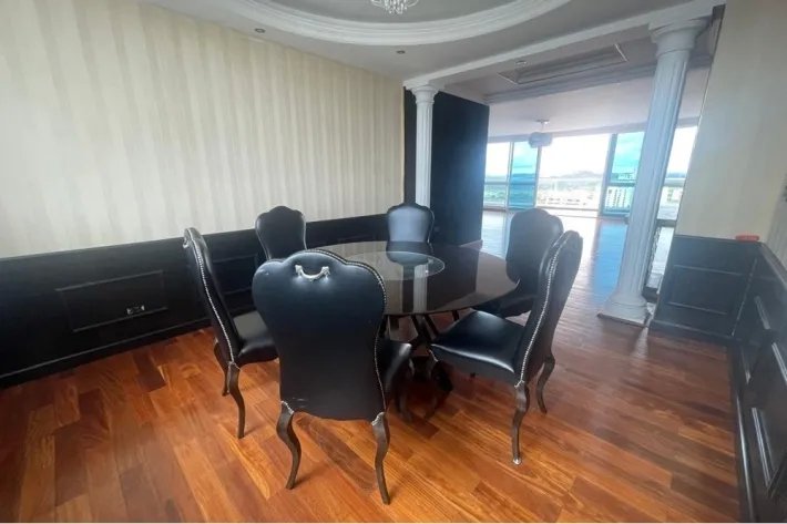 Penthouse for sale in El Cangrejo, Panama