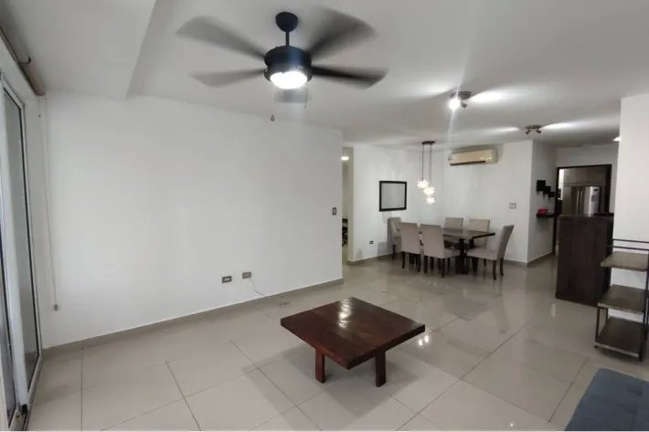 Venta de apartamento amoblado, en San Francisco