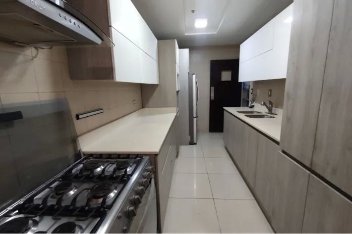 Furnished apartment for sale in San Francisco