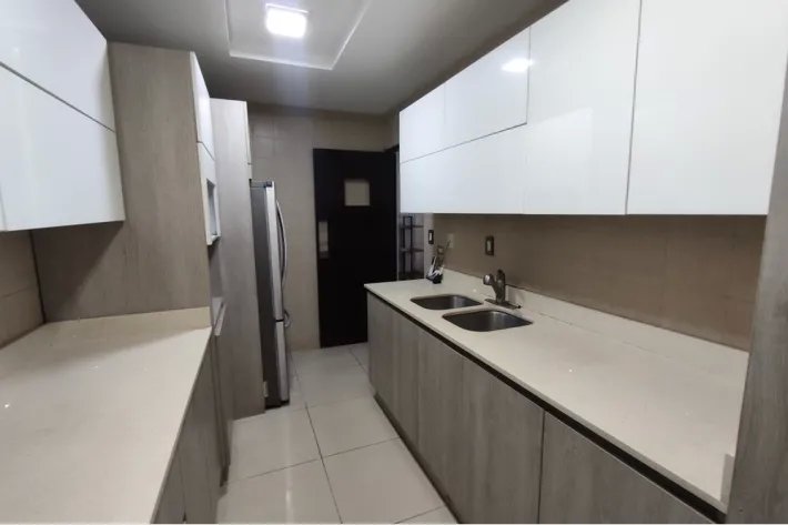 Furnished apartment for sale in San Francisco