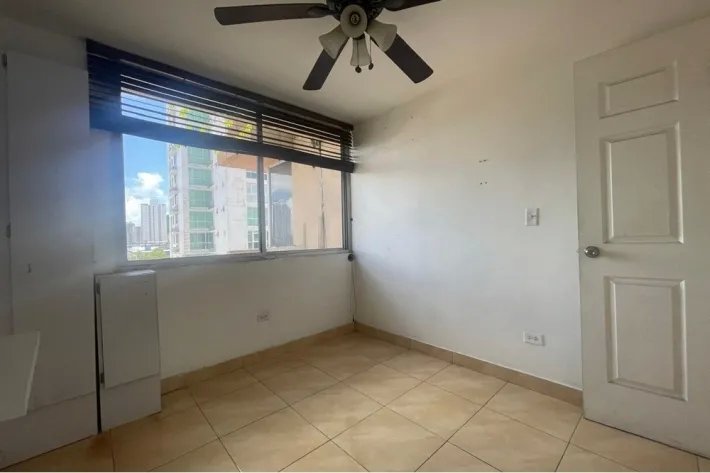 Apartment for sale in Vía Porras, San Francisco