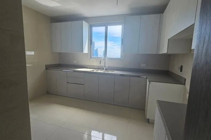 Apartment with sea view for sale in Bella Vista, Panama