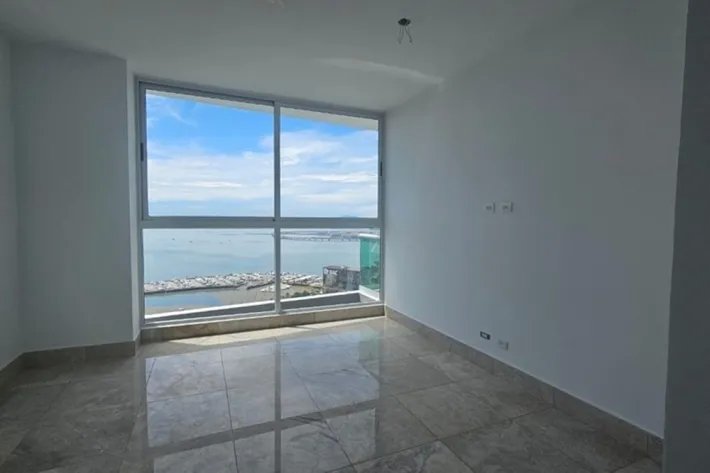 Apartment with sea view for sale in Bella Vista, Panama