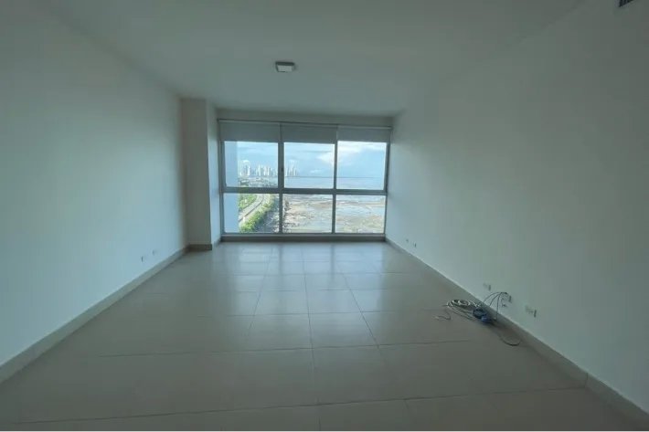 Oceanfront apartment for sale in Punta Pacifica, Panama