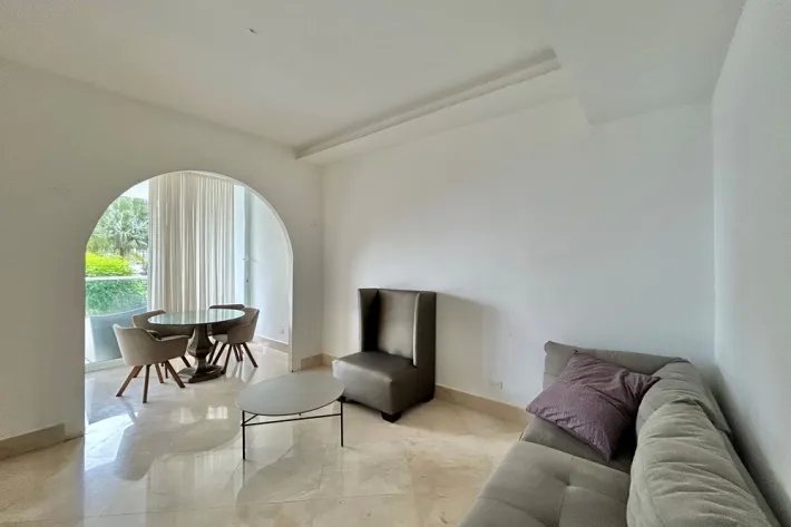 Alquiler de apartamento amoblado en PH Miradores, Punta Pacifica