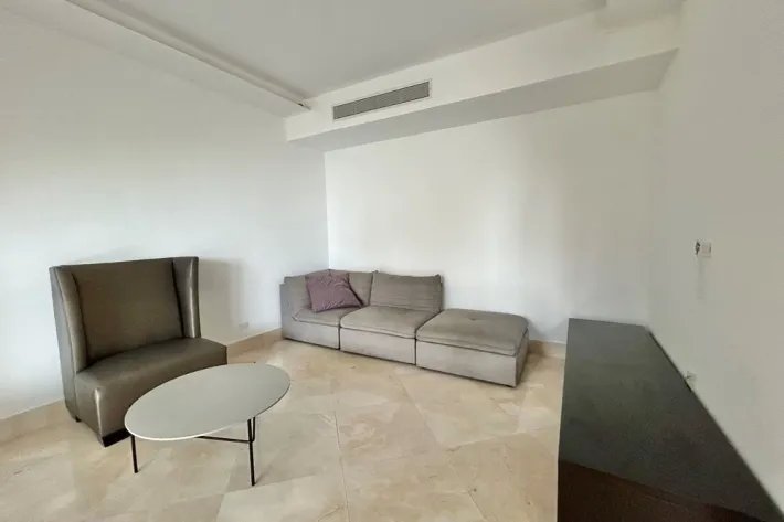 Alquiler de apartamento amoblado en PH Miradores, Punta Pacifica